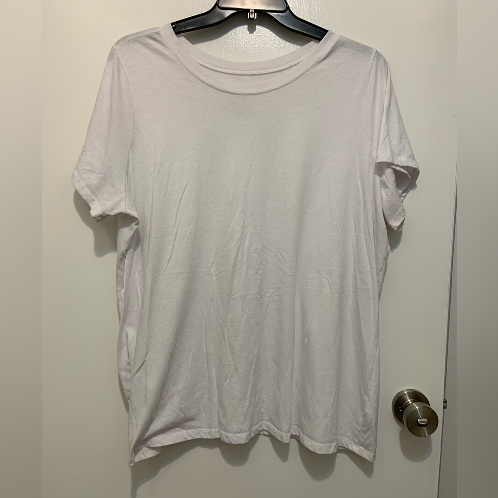 Torrid Classic Fit White Tee (Size 3X)
